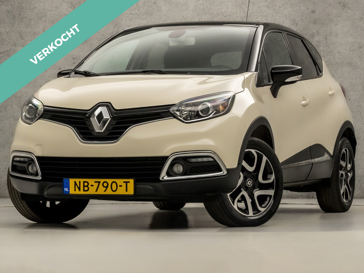 Renault Captur 0.9 TCe Dynamique 2017 - voorkant