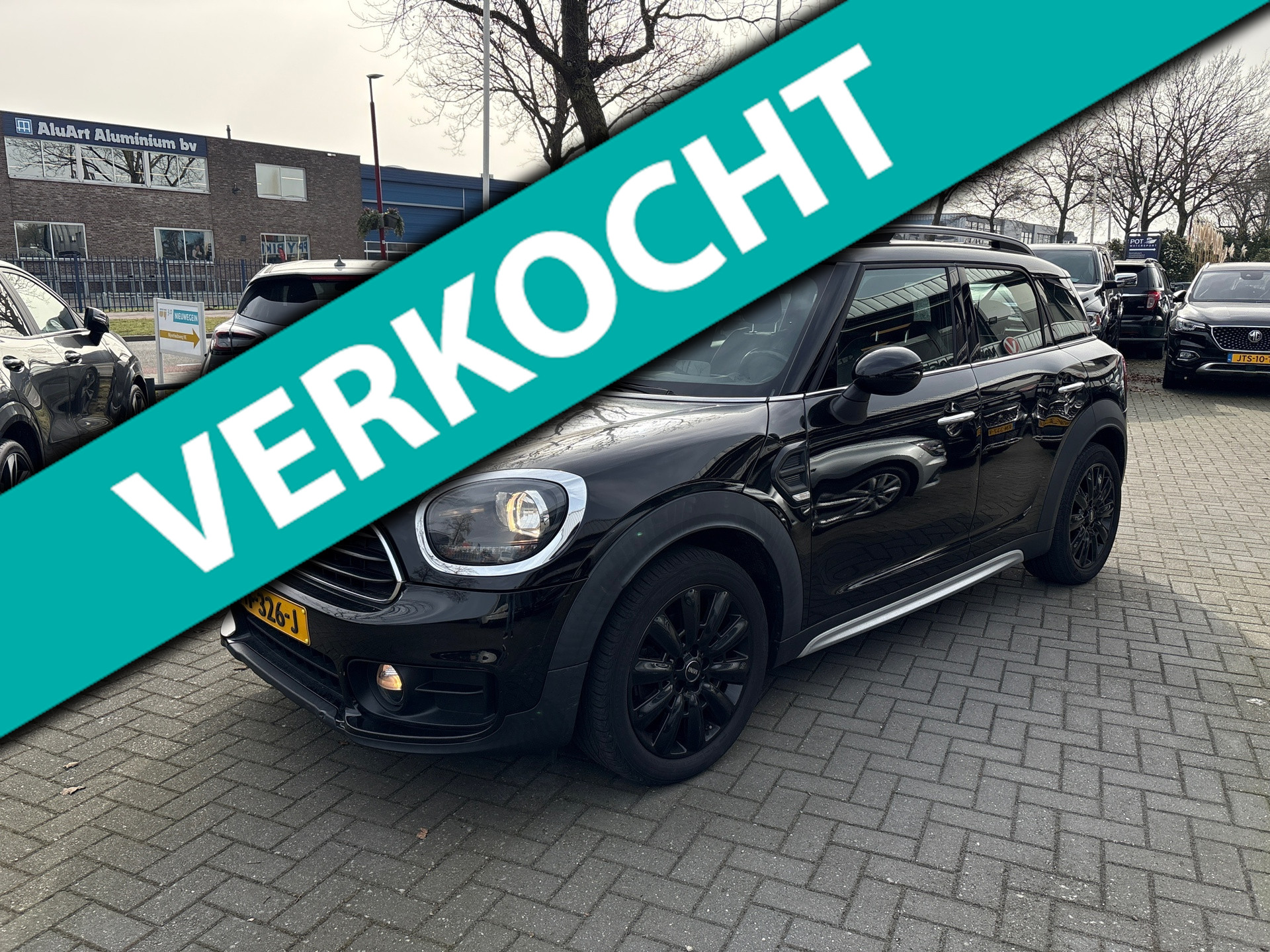 Foto van MINI COUNTRYMAN COOPER