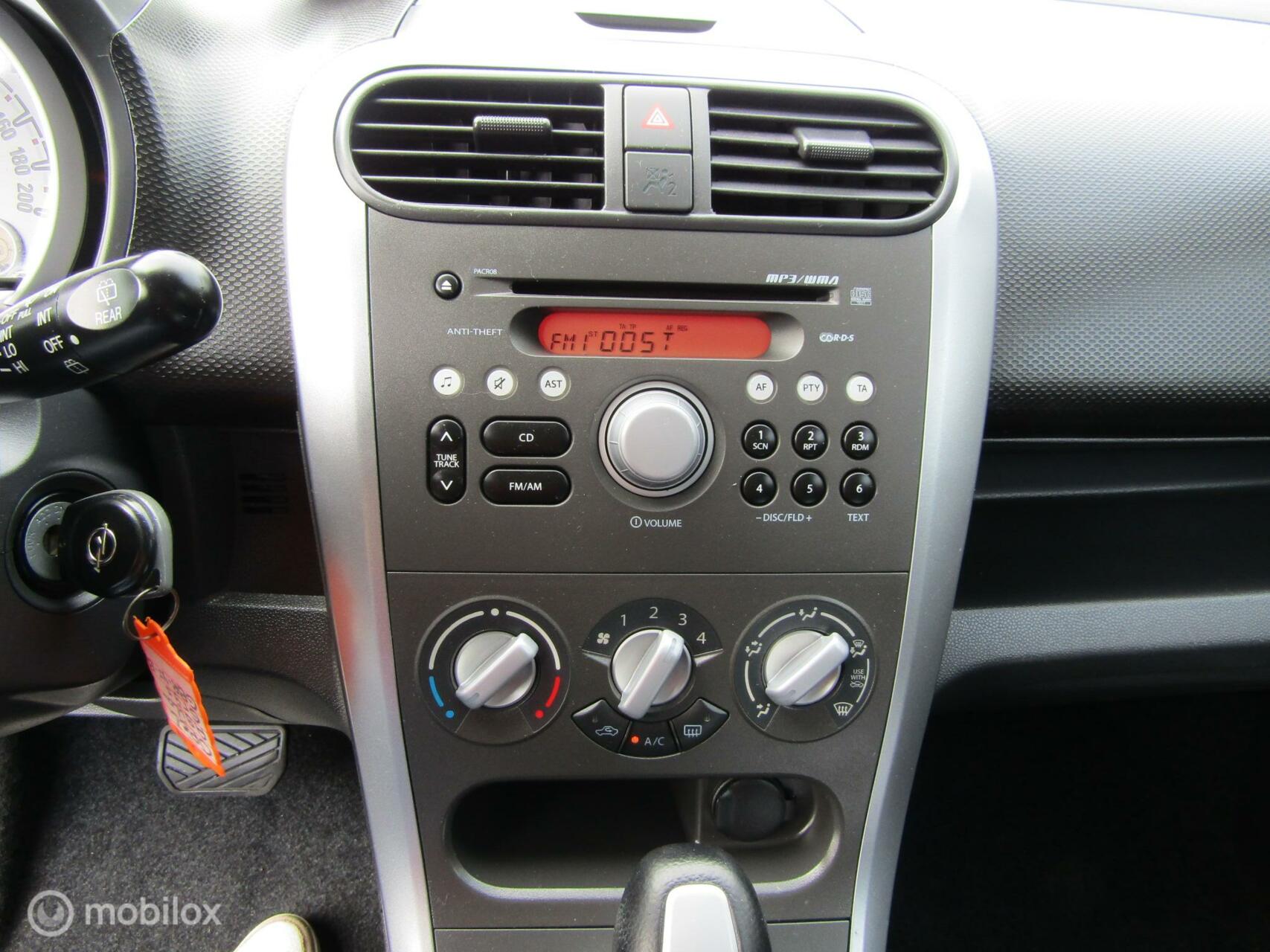 Foto van Opel Agila