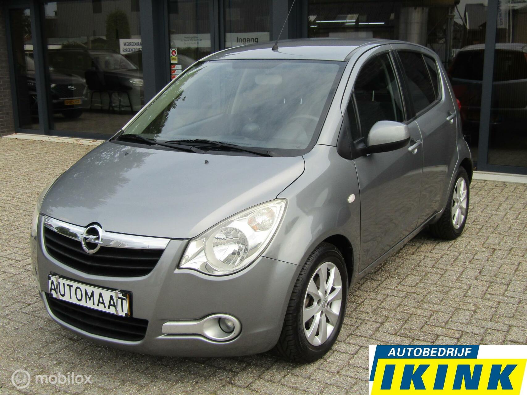 Opel Agila 1.2 Blitz Automaat 2014 - voorkant
