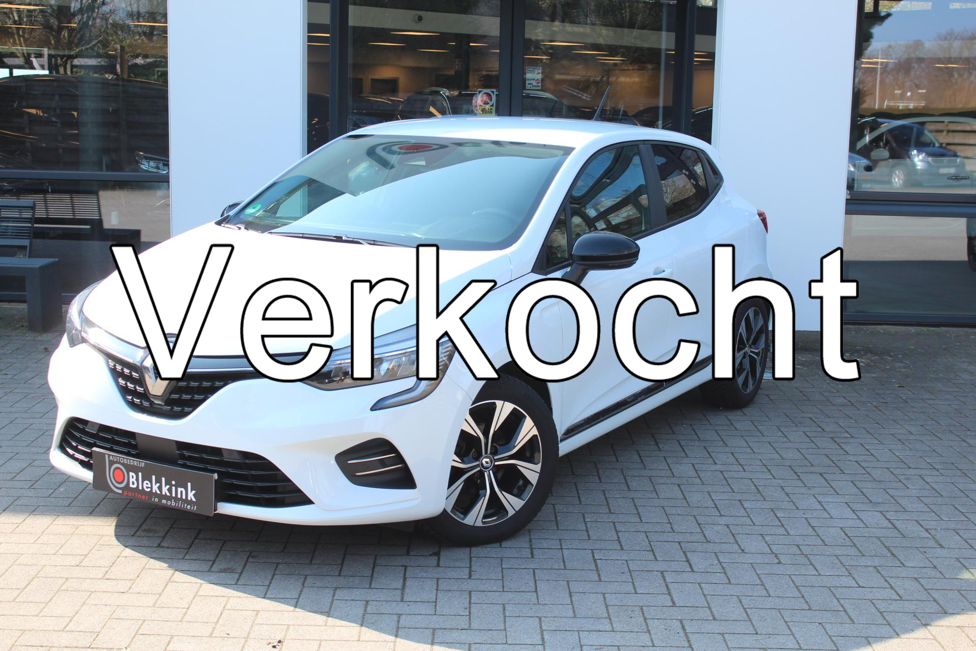 Renault Clio 1.0 TCe 90 Evolution 2023 - voorkant