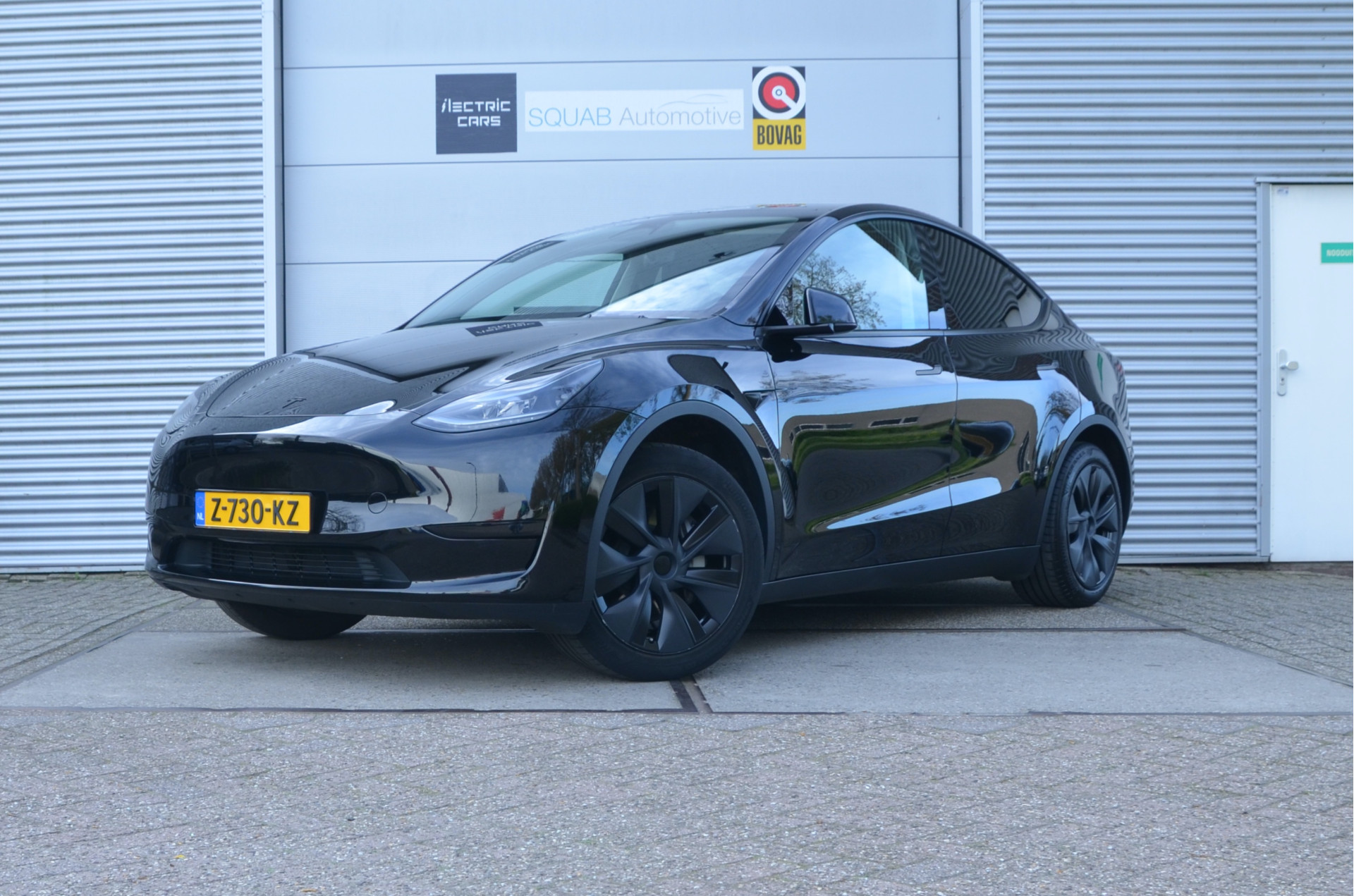Tesla Model Y Long Range RWD 75 kWh 2024 - voorkant