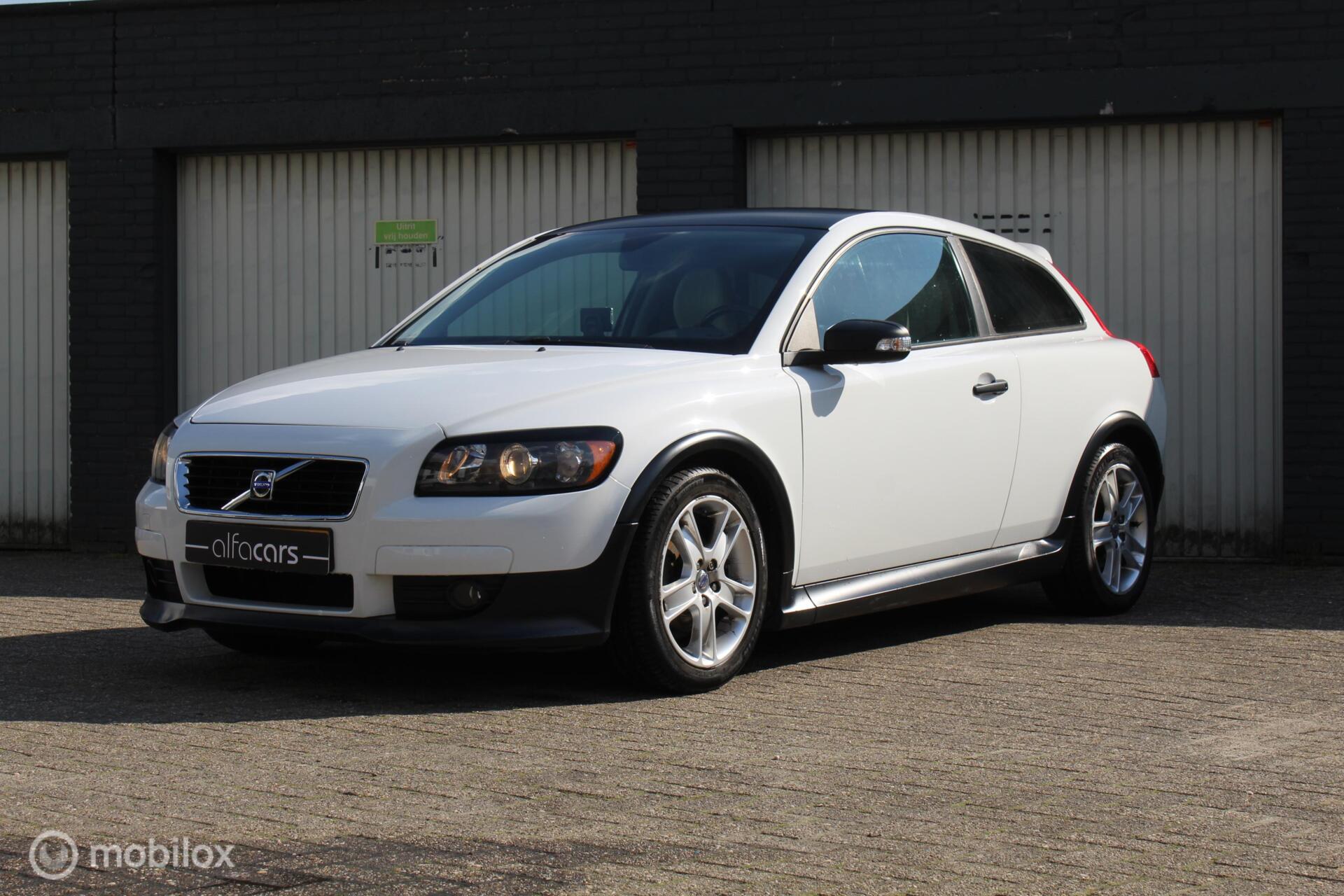 Foto van VOLVO C30