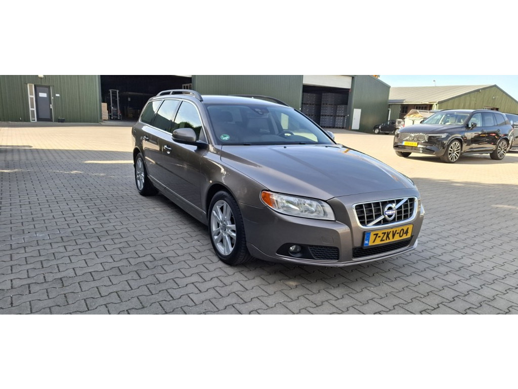 Volvo V70 1.6 DRIVe Momentum 2012 - voorkant