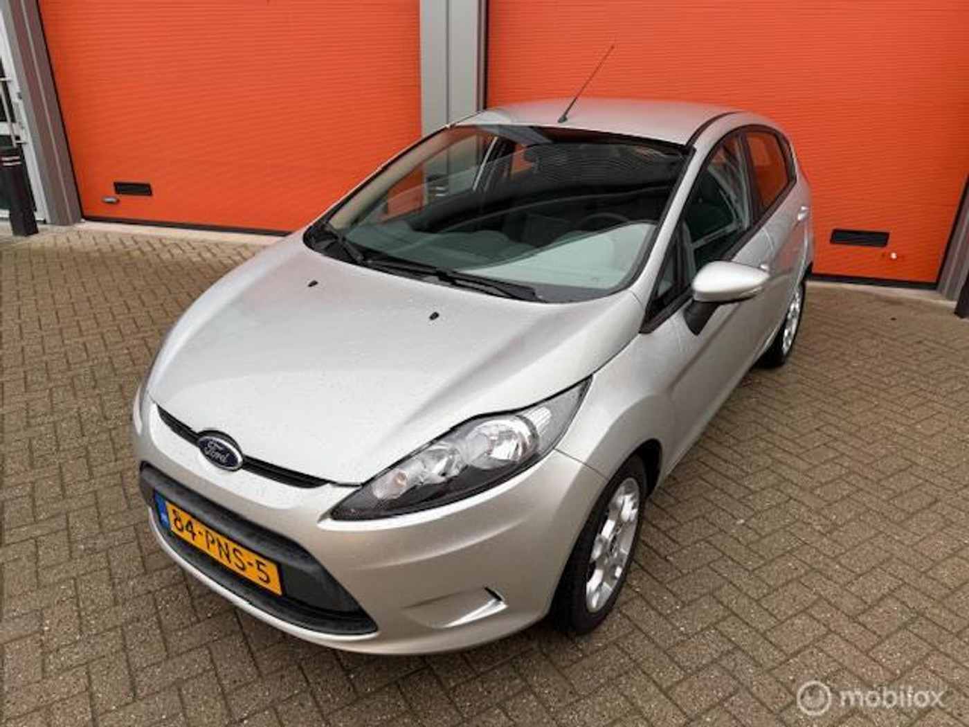 Ford Fiesta 1.25 Limited 5 DEURS APK 02-2027 KM NAP 2011 - voorkant