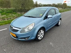Opel Corsa 1.2-16V Sport 2009 - voorkant