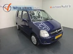 Foto van Opel Agila