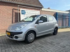 Foto van Nissan Pixo