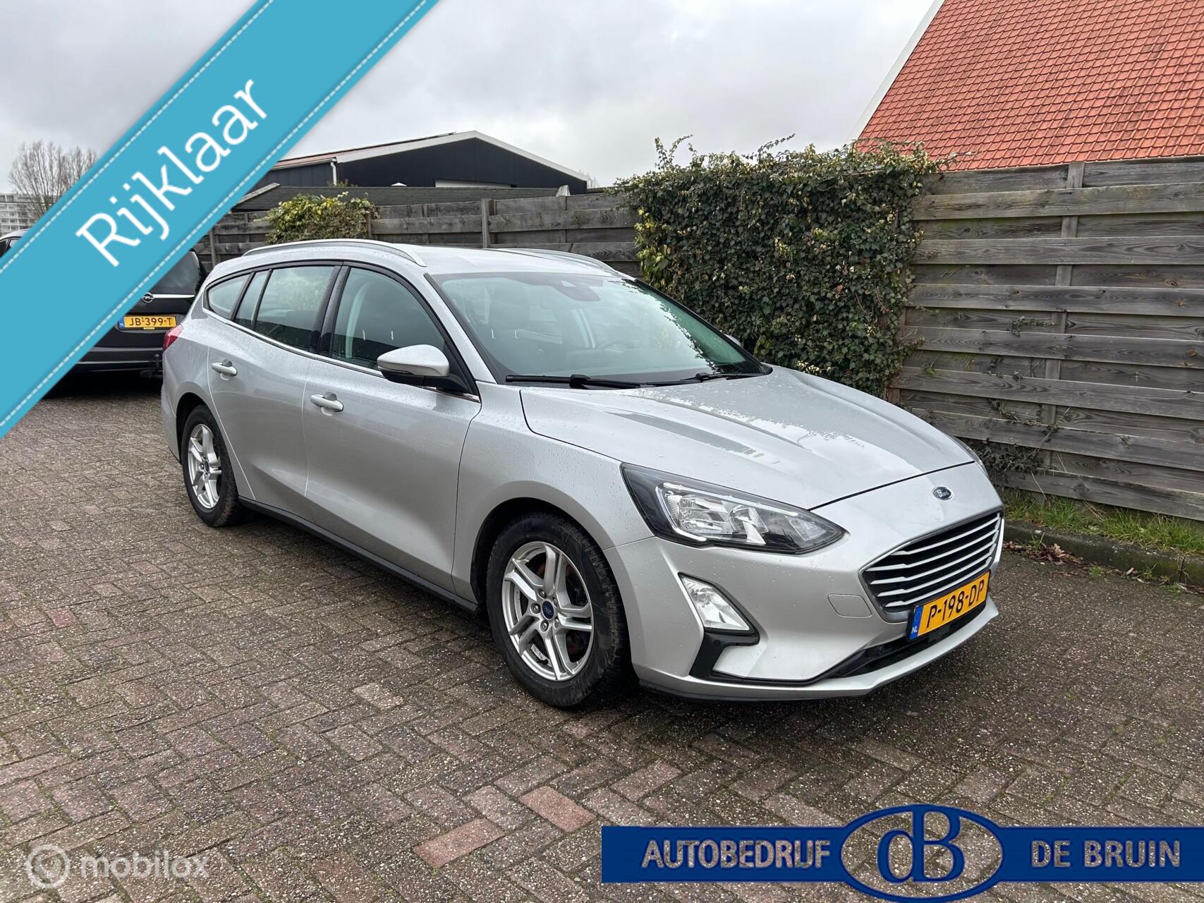 Ford Focus 1.0 EcoBoost Hybrid Trend Edition Business 2022 - voorkant