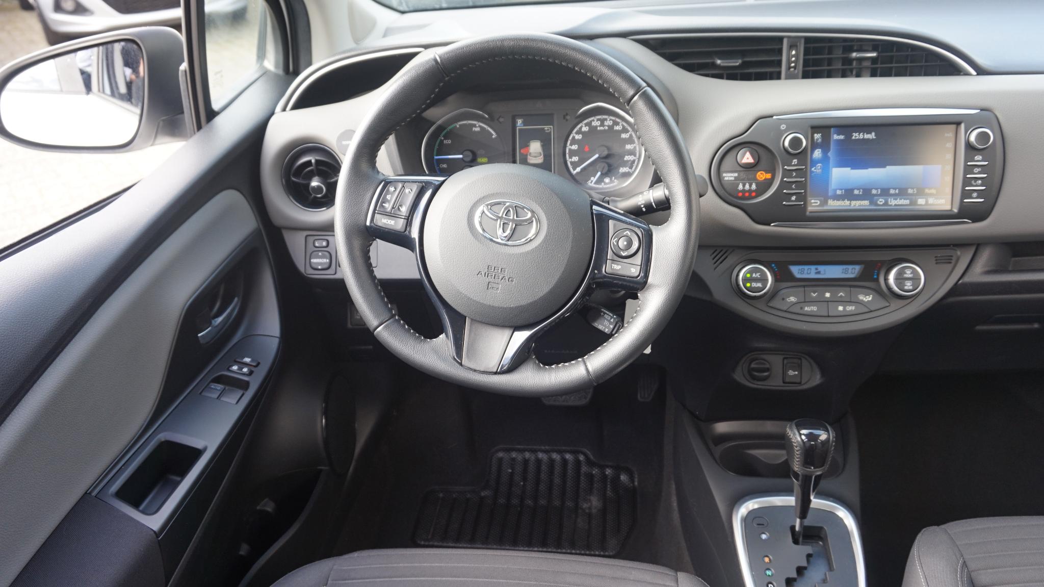 Foto van Toyota Toyota Yaris Hybrid