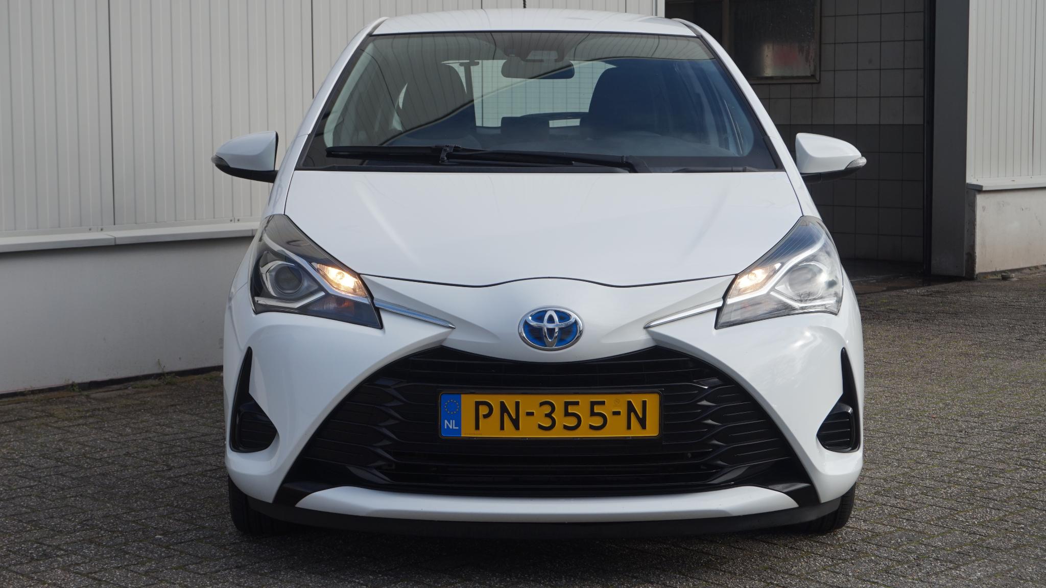 Foto van Toyota Toyota Yaris Hybrid