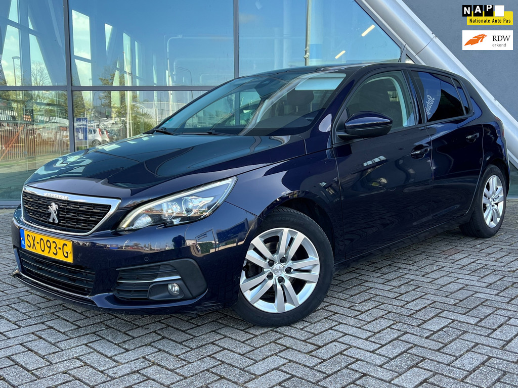 Peugeot 308 1.2 PureTech Blue Lease Executive 2018 - voorkant
