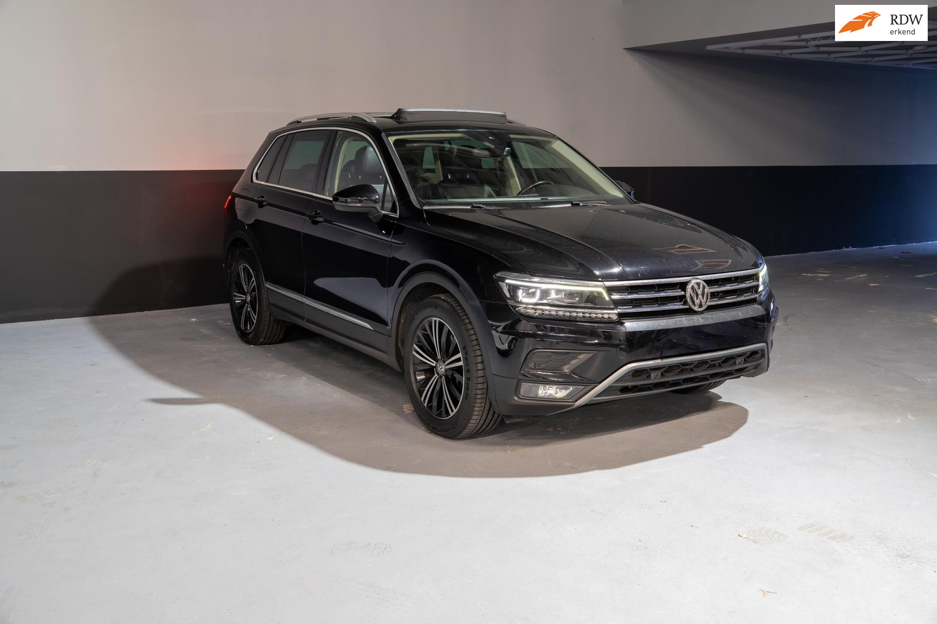 Volkswagen Tiguan 2.0 TSI 4Motion Highline 2017 - voorkant