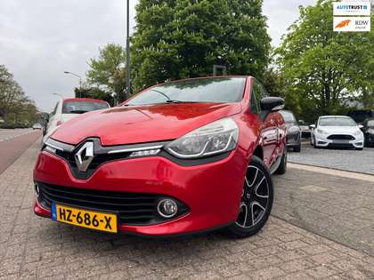 Renault Clio 0.9 TCe  Expression 2016 - voorkant