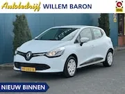 Renault Clio 0.9 TCe  Expression 2015 - voorkant