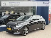 Peugeot 208 1.2 PureTech 100 Allure 2023 - voorkant