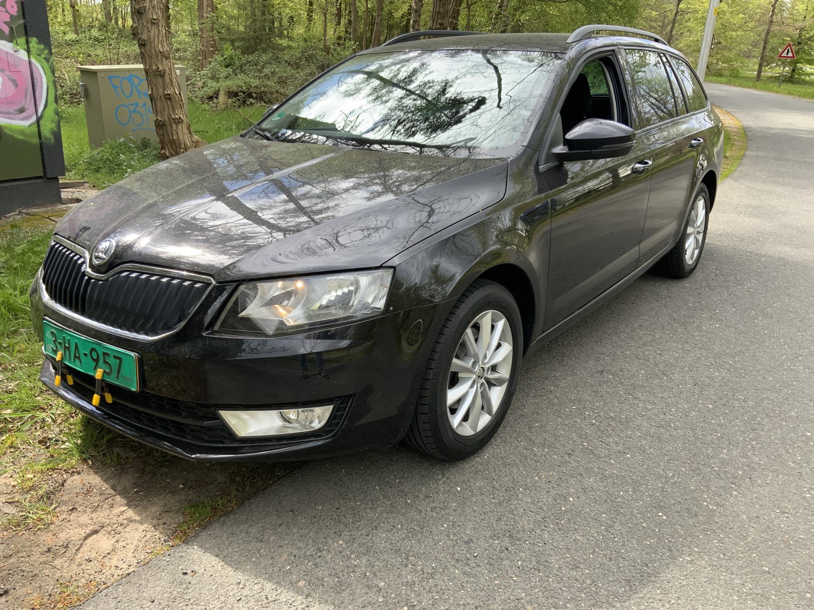 Skoda Octavia Combi 1.4 TSI Grt Amb Bns 2013 - voorkant