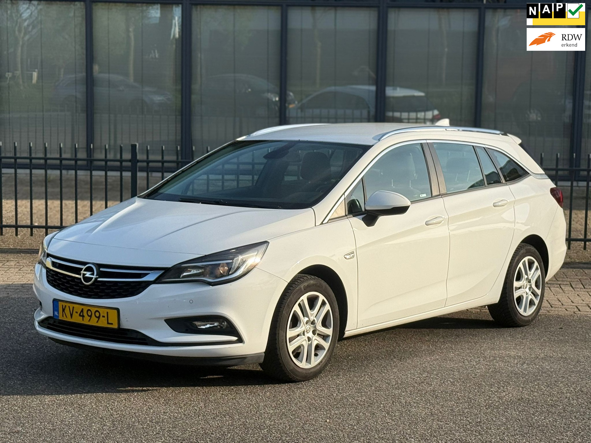 Foto van OPEL ASTRA SPORTS TOURER