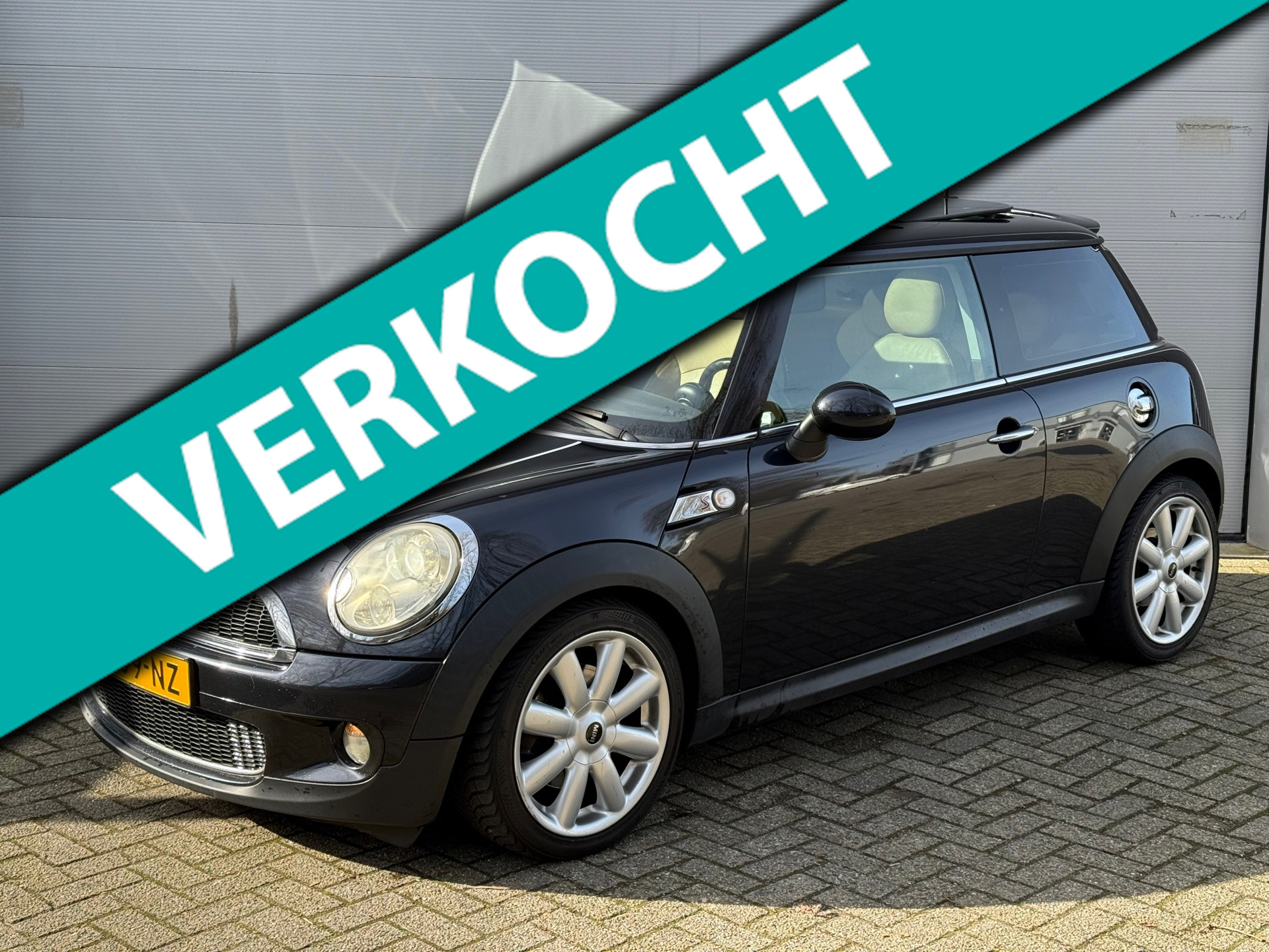Foto van MINI COOPER S
