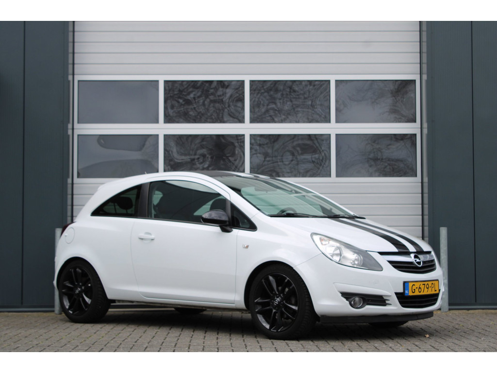 Opel Corsa 1.4-16V 2010 - voorkant