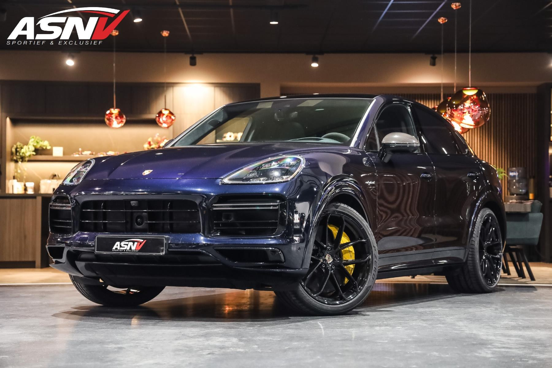 Foto van PORSCHE CAYENNE TURBO S E-HYBRID