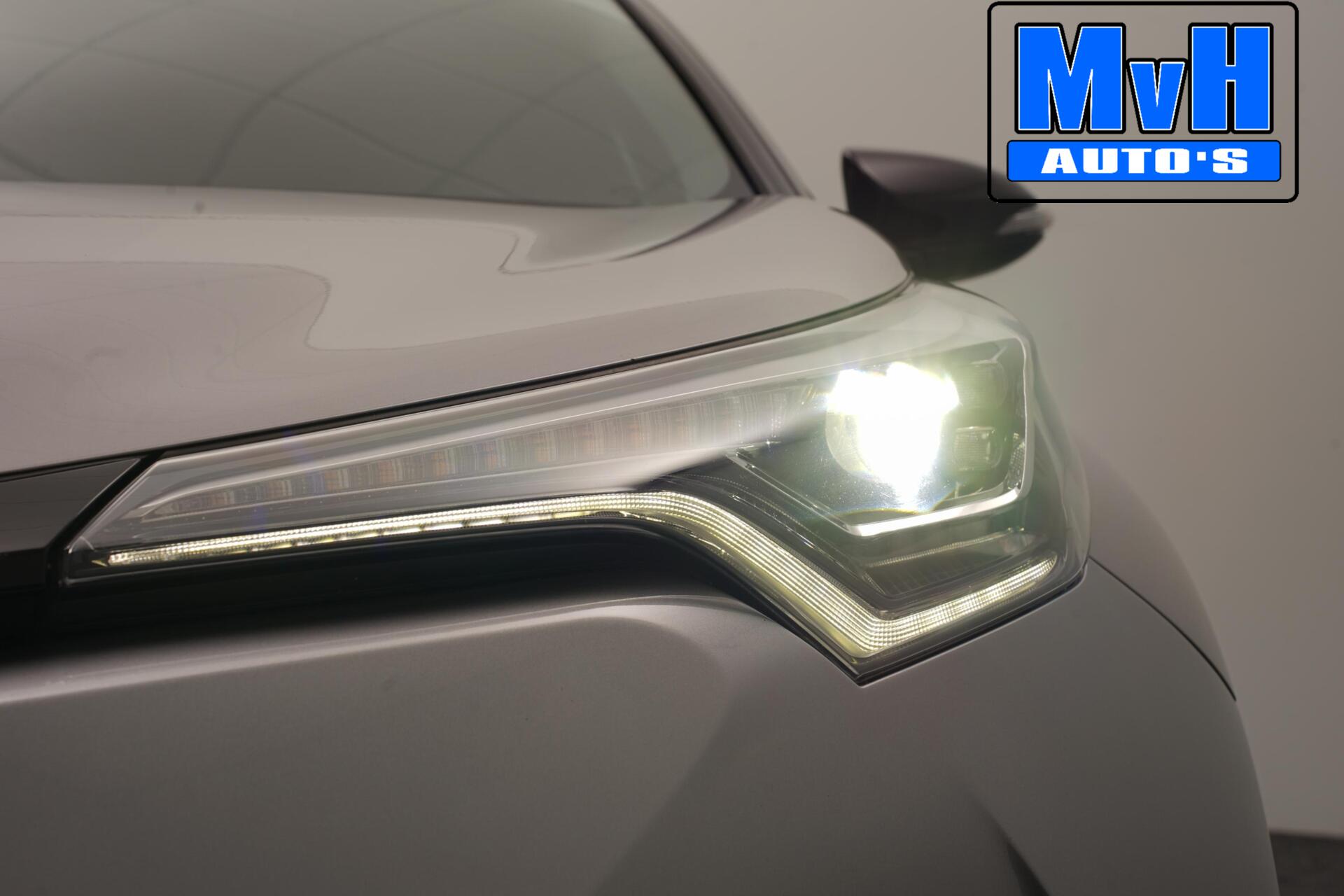 Foto van Toyota Toyota C-hr