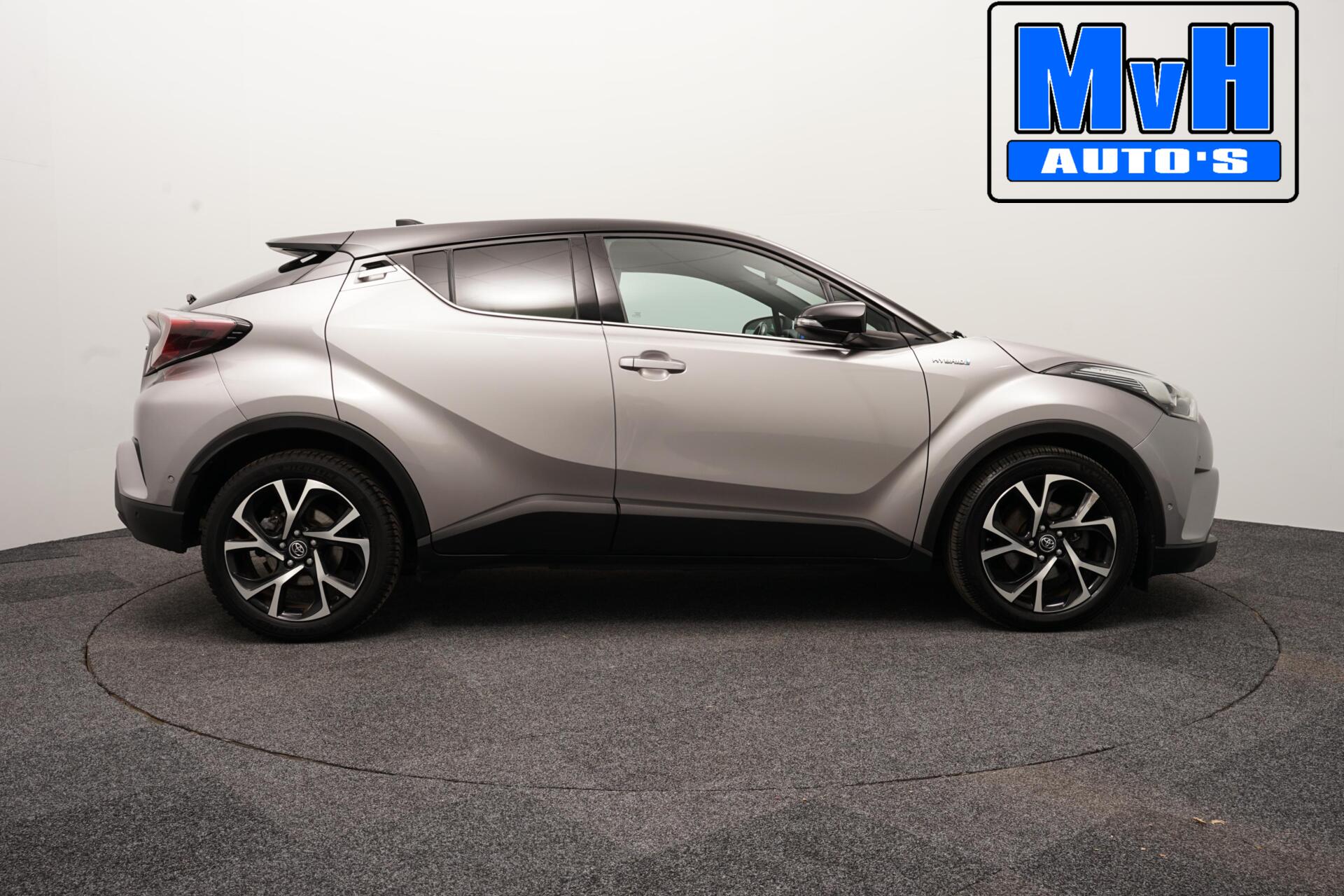 Foto van Toyota Toyota C-hr