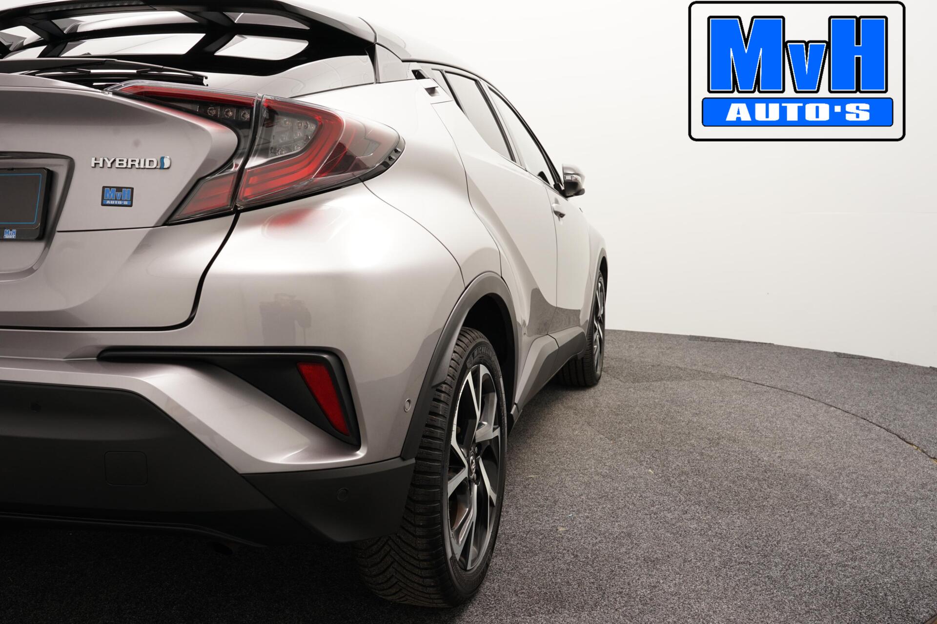 Foto van Toyota Toyota C-hr
