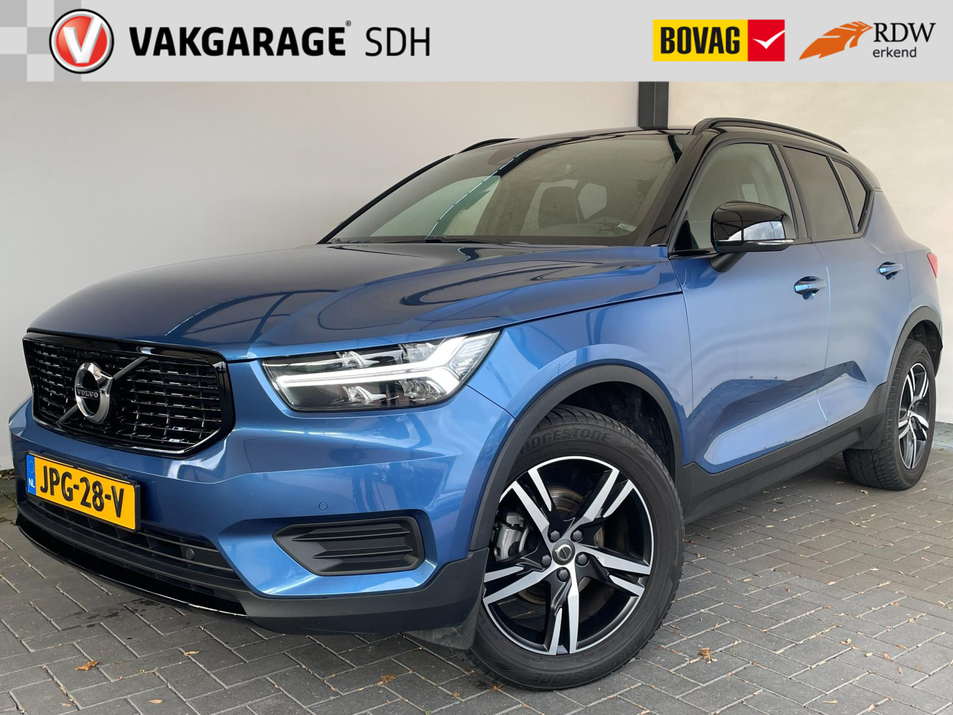 Volvo XC40 1.5 T3 R-Design|Automaat|Two-Tone|Black|Elek. Kofferbak 2020 - voorkant