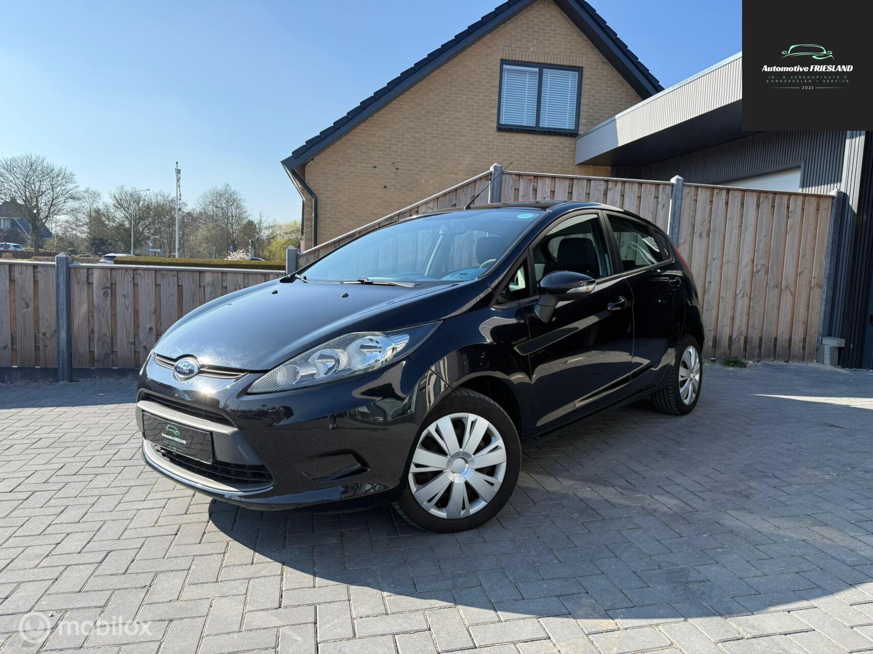 Ford Fiesta 1.25 Ghia 2009 - voorkant