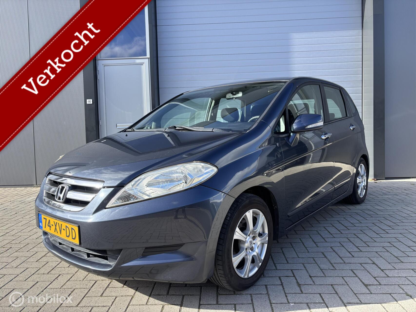 Foto van HONDA FR-V