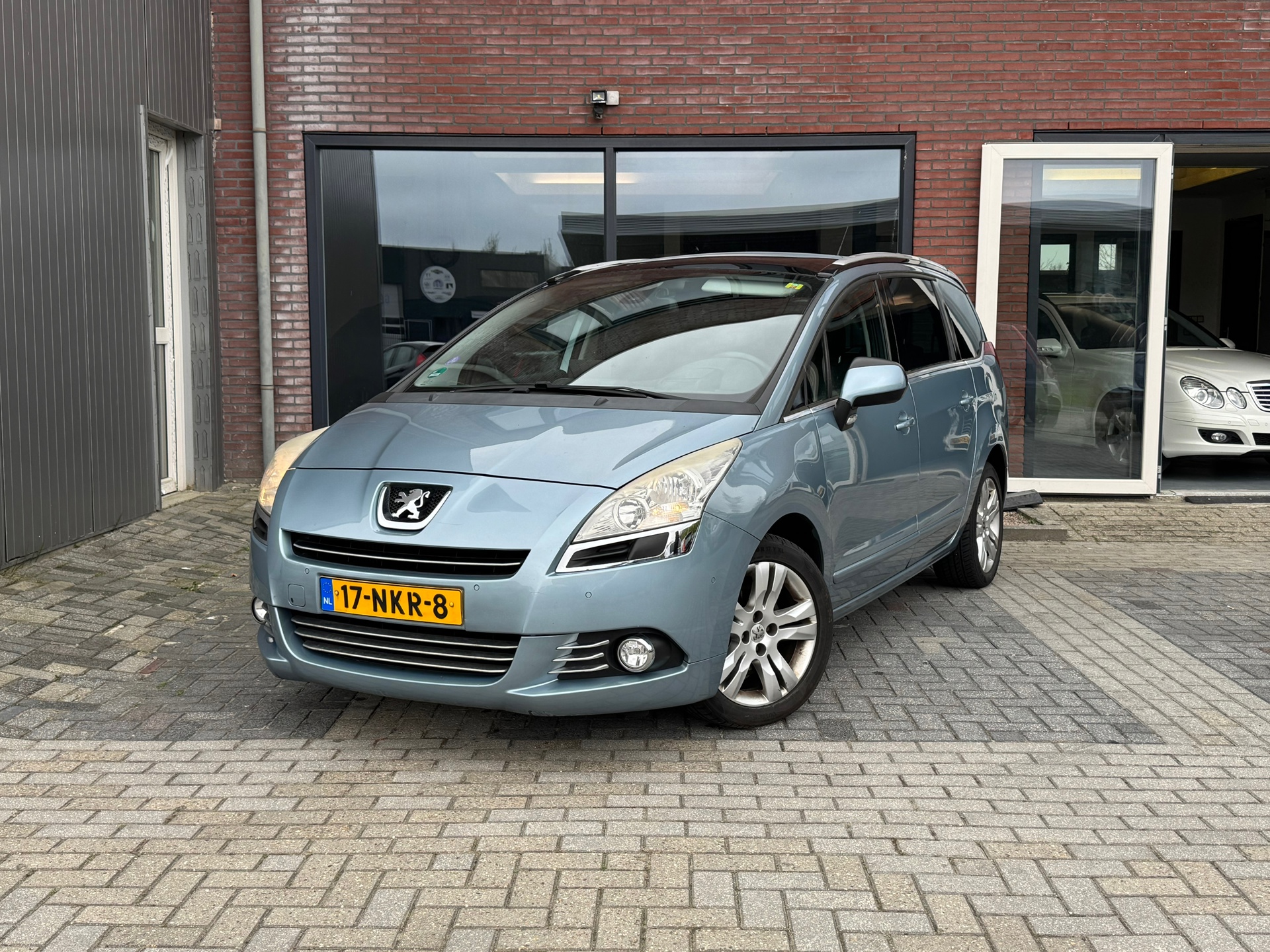 Foto van PEUGEOT 5008