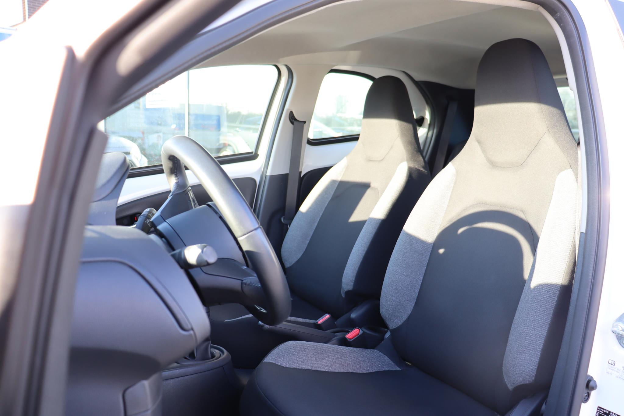 Foto van Toyota Toyota Aygo X