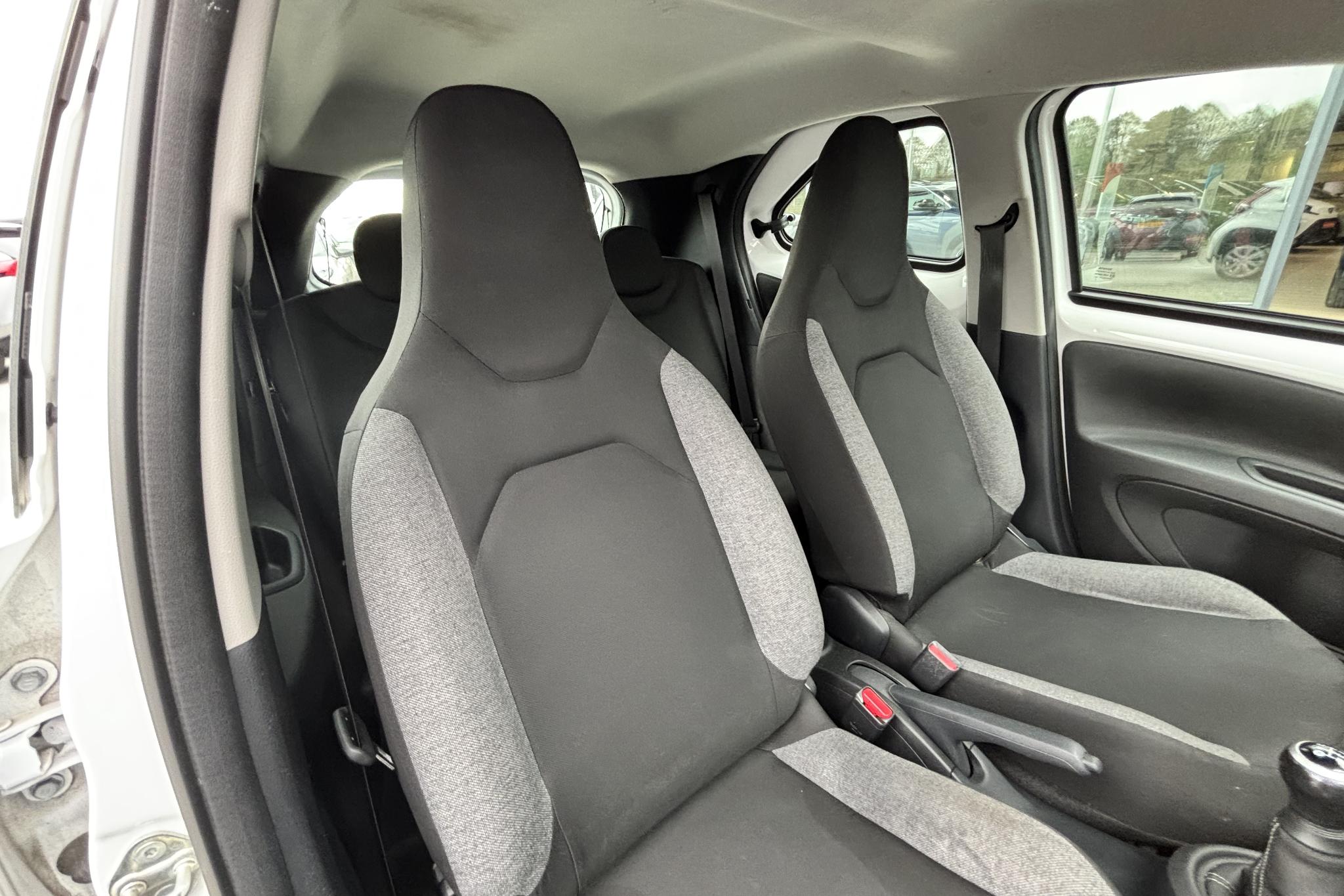 Foto van Toyota Toyota Aygo X