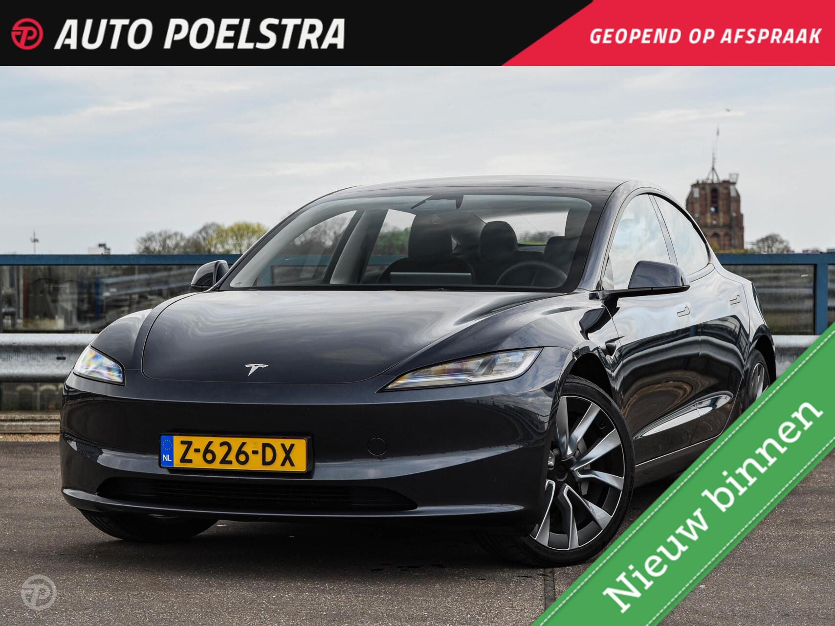Tesla Model 3 Premium Long Range AWD 78 kWh Highland | Autopilot | Zwart Premium-interieur | Stealth Grey | 19" Nova-velgen | incl. BTW 2024 - voorkant