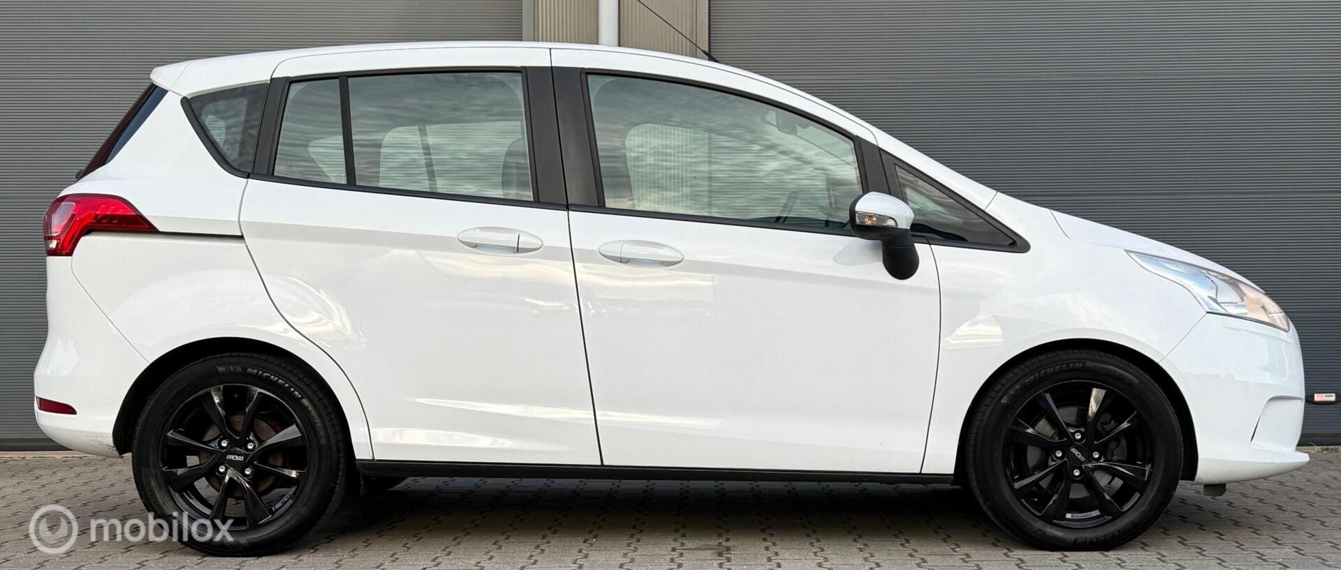Foto van Ford B-max