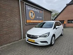 Opel Astra 1.0 Online Edition 2017 - voorkant