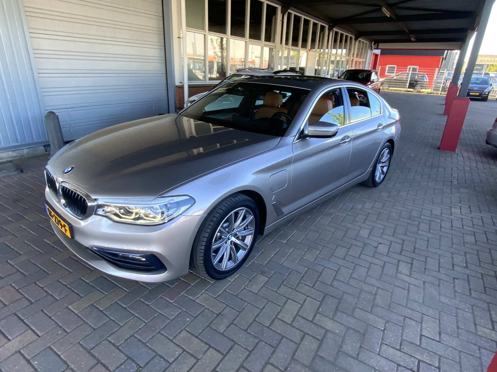 BMW 5-serie 530e iPerformance High Executive 2018 - voorkant