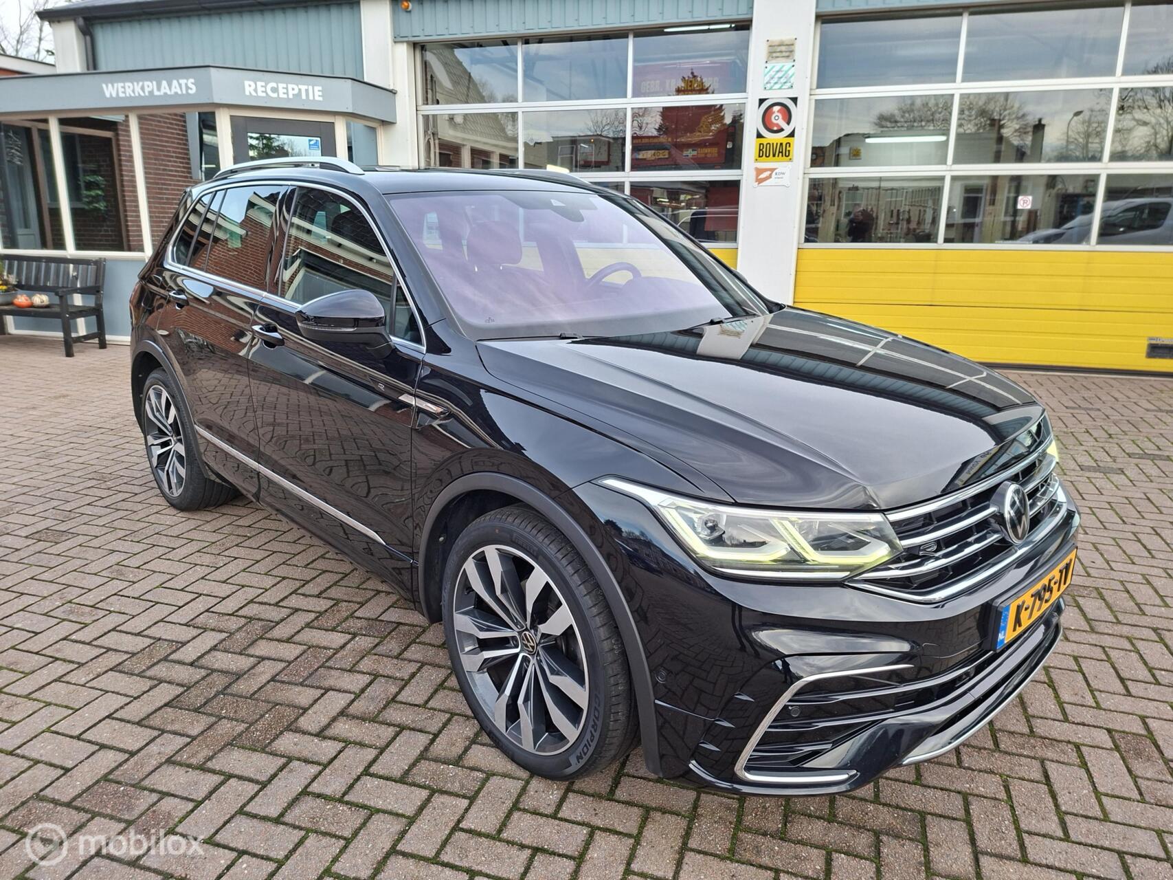 Volkswagen Tiguan 1.5 TSI R-Line 2021 - voorkant