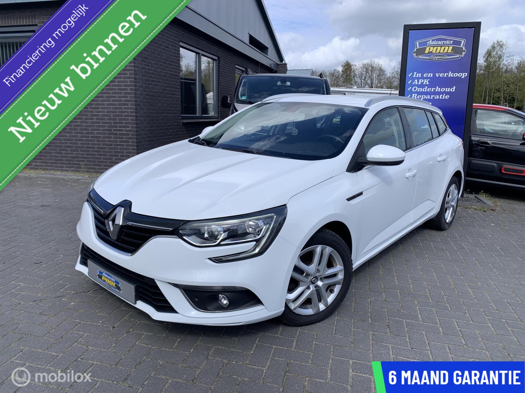 Renault Megane 1.2 TCe Zen |Navi|Cruise|NAP 2017 - voorkant