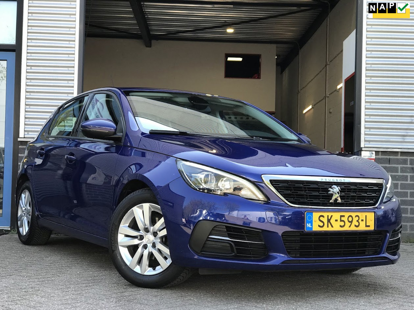 Peugeot 308 1.2 PureTech Active|Carplay|Airco|Cruise Control|Nette Auto 2018 - voorkant