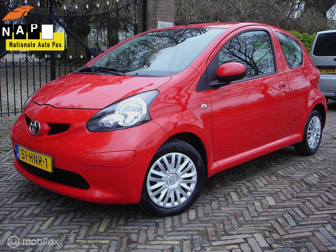 Toyota Toyota Aygo 1.0-12V Comfort 2009 - voorkant
