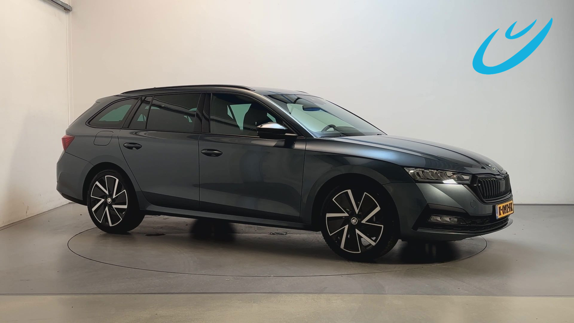 Skoda Octavia 1.0 TSI Sport Bns 2020 - voorkant