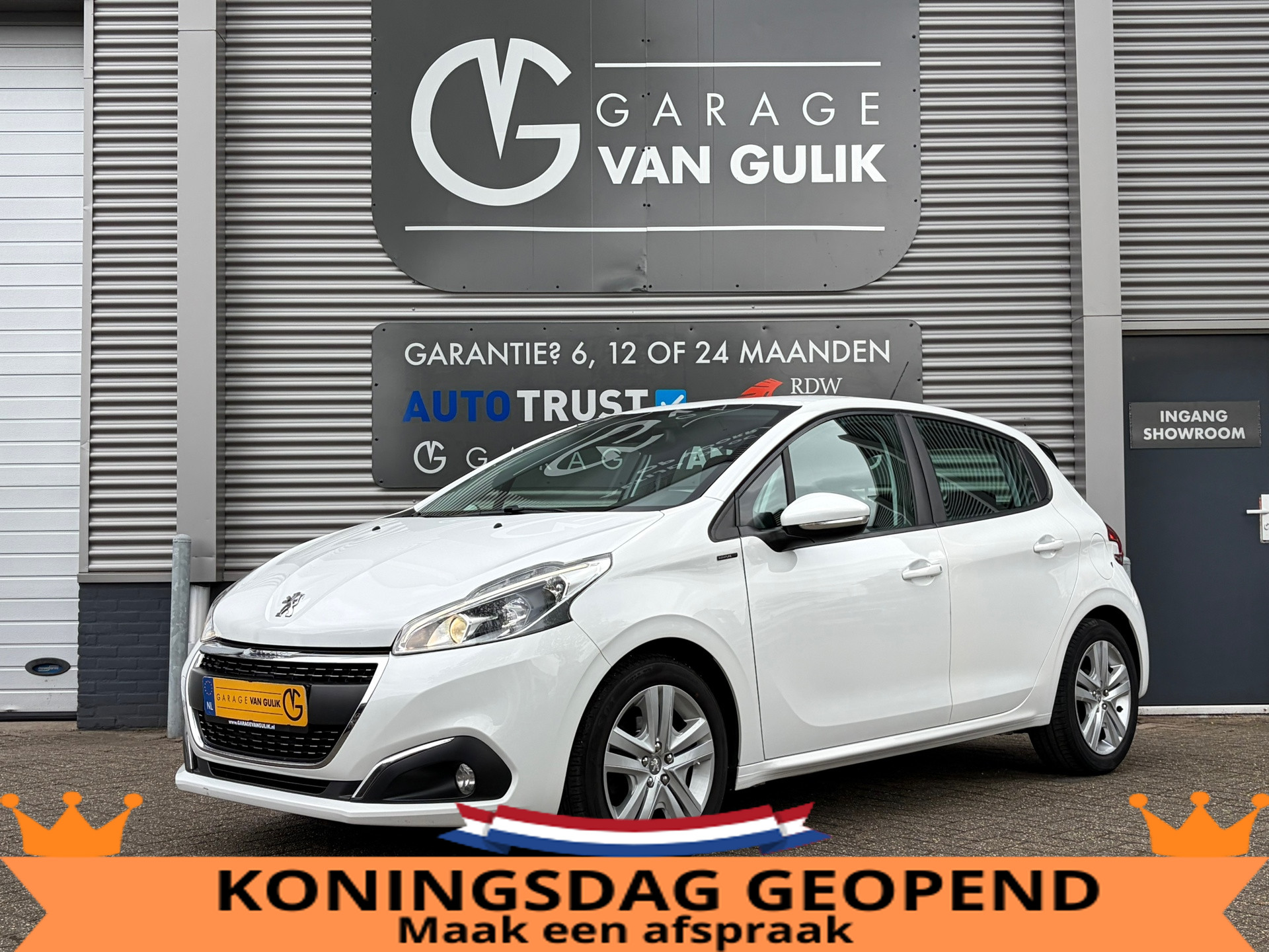 Peugeot 208 1.2 PureTech Signature 83PK Navi,Airco,Cruise,Isofix,Carplay,ElektrRamen+Spiegels,Pdc,Bluetooth,Multi-Stuur,Led 2018 - voorkant