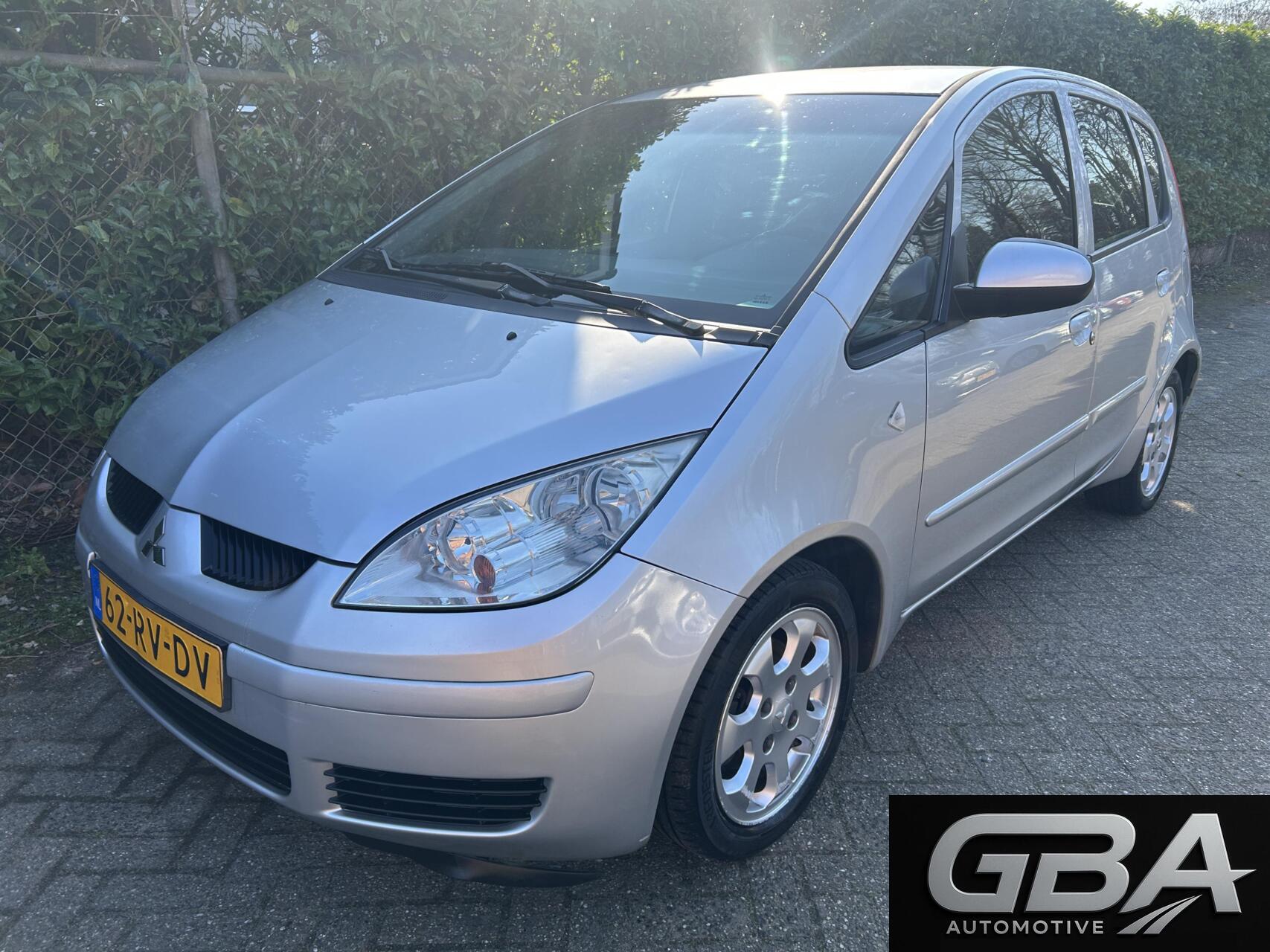 Foto van MITSUBISHI MITSUBISHI COLT