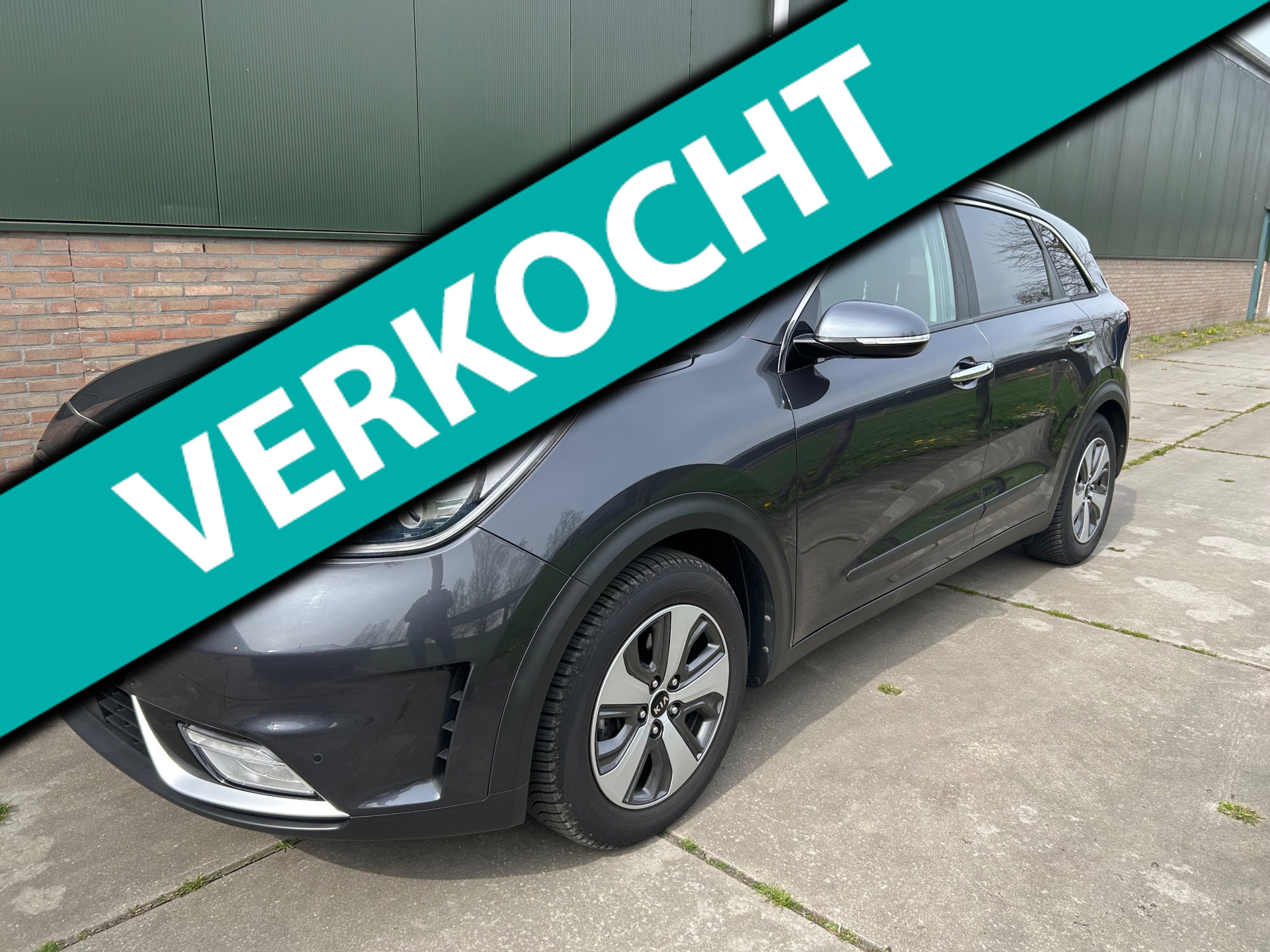 Kia Niro 1.6 GDi Hybrid DynamicPlusLine leer carplay luxe uitvoering NAP 2019 - voorkant