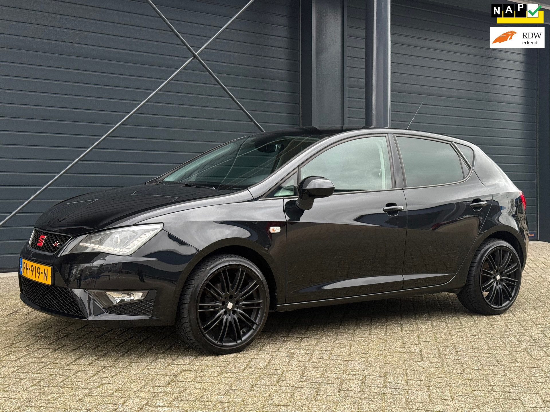 Seat Ibiza 1.0 EcoTSI FR Connect, Stoelverw., Climate, Cruise, PDC V+A 2018 - voorkant