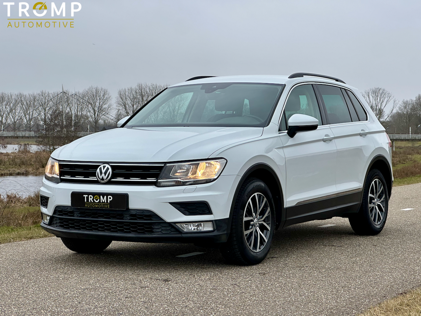 Volkswagen Tiguan 1.4 TSI Connected Series 2016 - voorkant