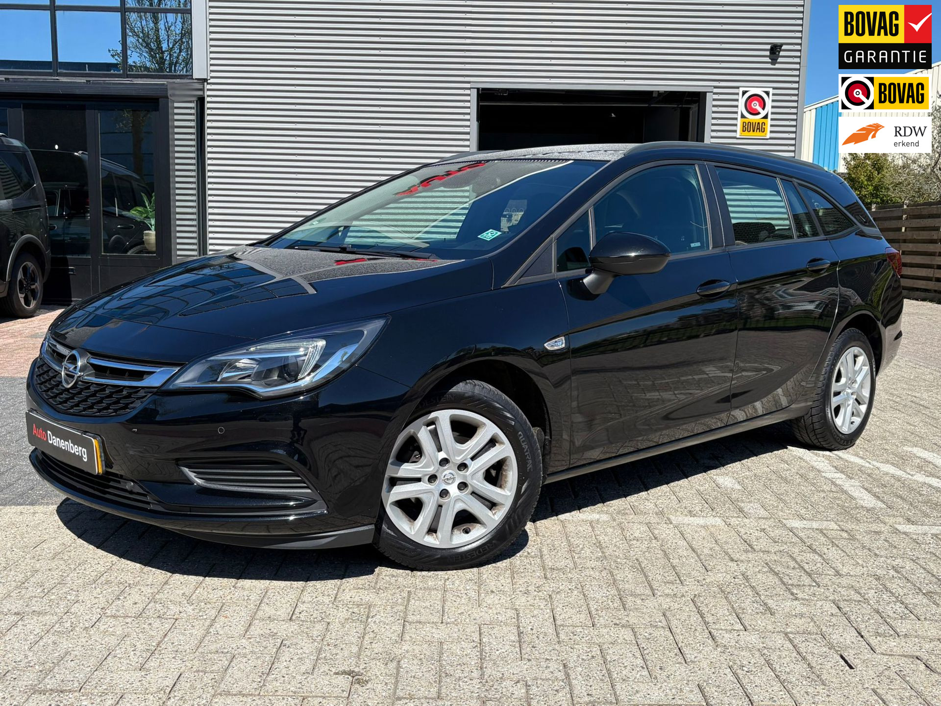 Opel Astra Sports Tourer 1.0 Online Edition NIEUWE APK 2018 - voorkant