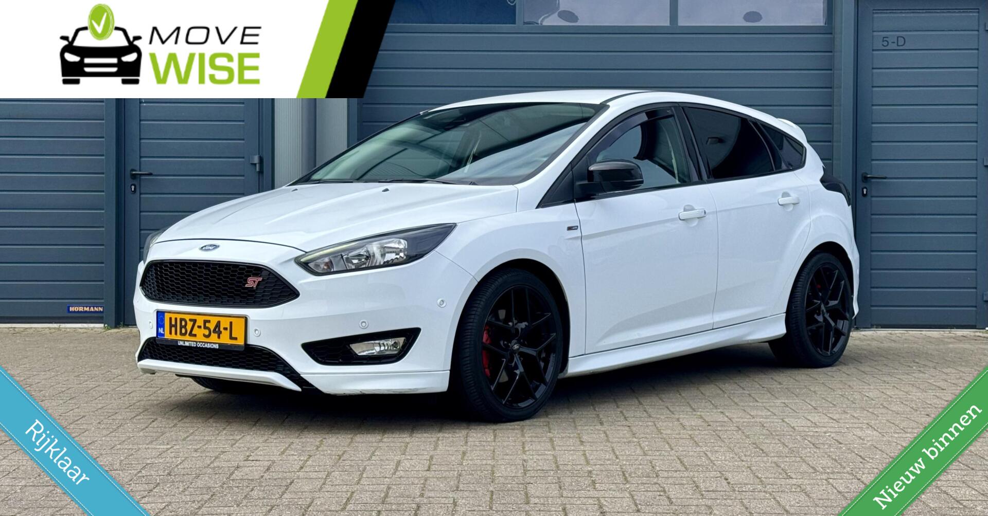 Ford Focus 1.5 -4 Cil. 150pk | ST LINE | 149.000 KM | Camera | Cruise | Trekhaak | Rijklaar  & Riem v.v. ! | 2016 - voorkant